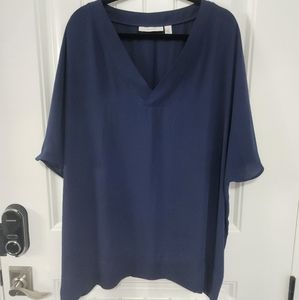 Sejour Navy V neck tunic